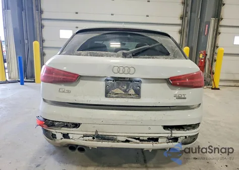 2018 Audi Q3 Premium Plus z USA, uszkodzony, nr VIN WA1JCCFSXJR030345